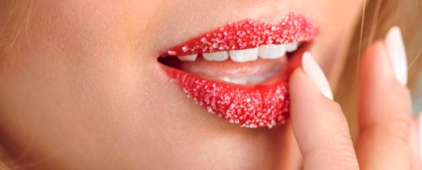 ¿Qué es exfoliar los labios?