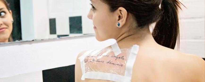 Fases de curación de un tatuaje