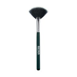 Imagen de BETER Brocha Abanico | 1UD Brocha para aplicar iluminador o bronceador Imagen de BETER Brocha Abanico | 1UD Brocha para aplicar iluminador o bronceador