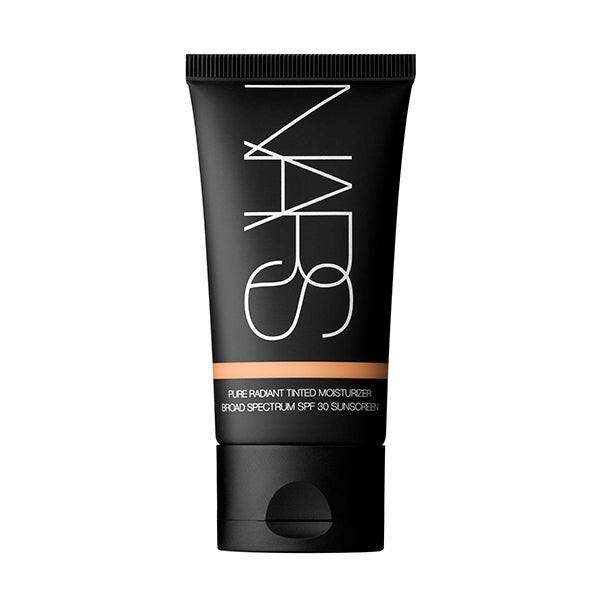 NARS Pure Radiant Tinted Moisturizer Finland