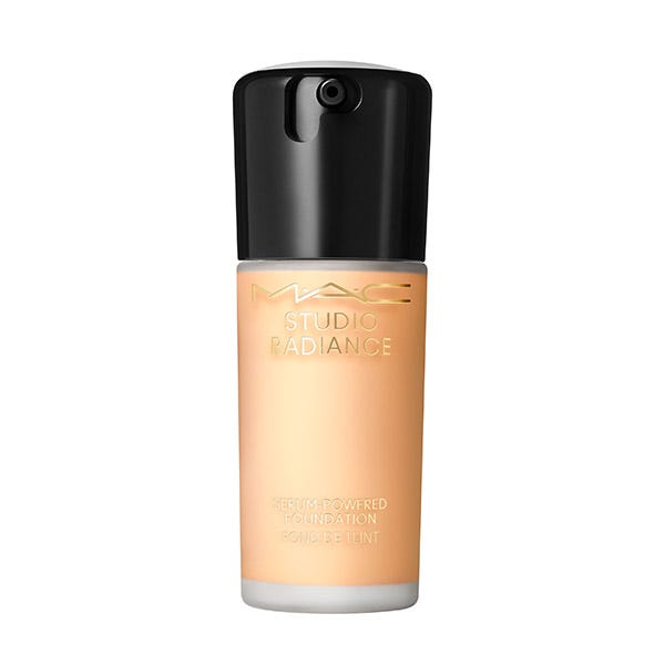 MAC Cosmetics Studio Radiance Serum-Powered Foundation Nc20