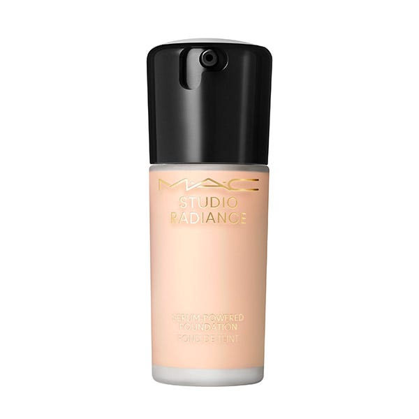 MAC Cosmetics Studio Radiance Serum-Powered Foundation Nw10