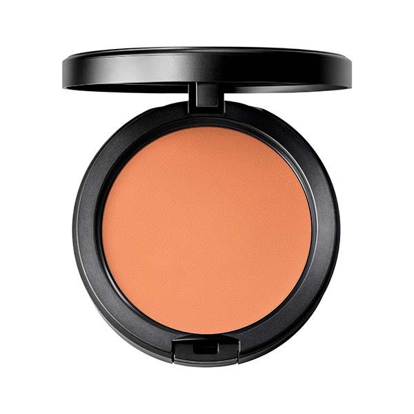 MAC Cosmetics Studio Fix Powder Plus Foundation NW40