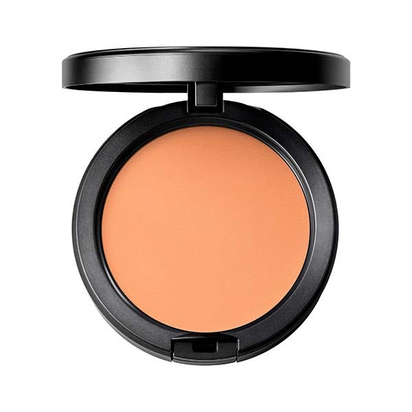MAC Cosmetics Studio Fix Powder Plus Foundation NW22